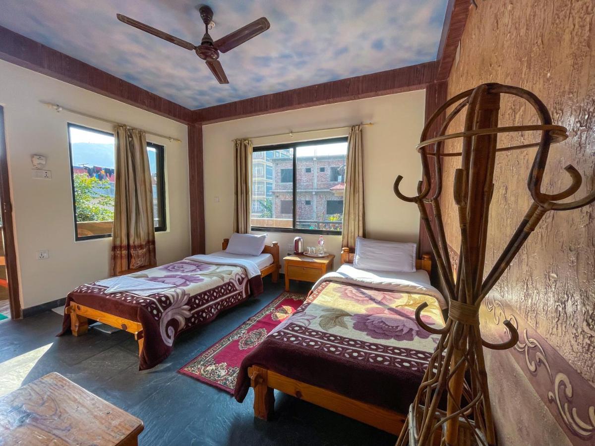 Hotel Hakoniwa Pokhara Exterior foto