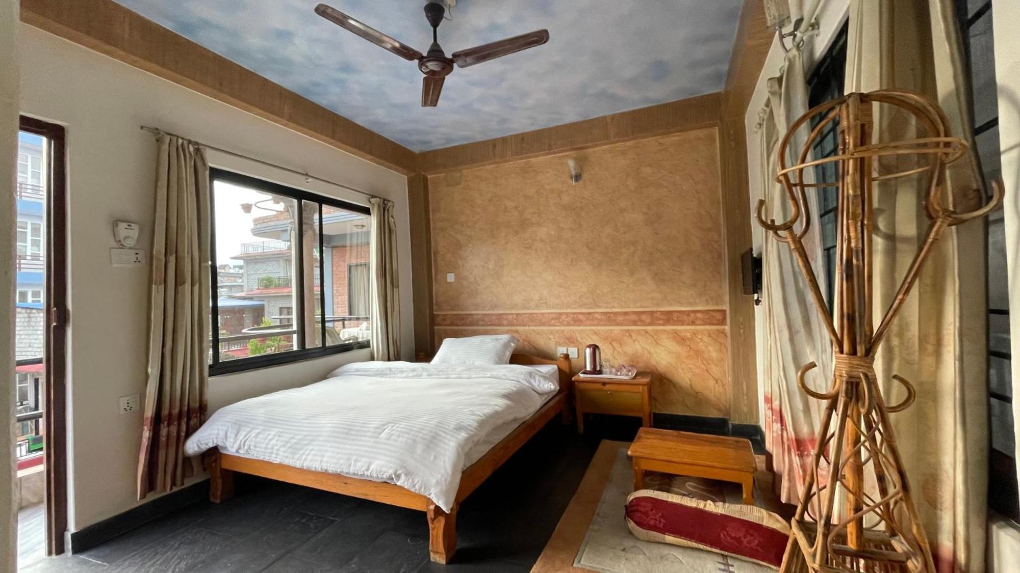 Hotel Hakoniwa Pokhara Exterior foto