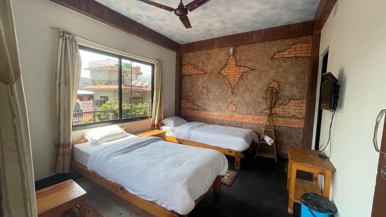 Hotel Hakoniwa Pokhara Exterior foto