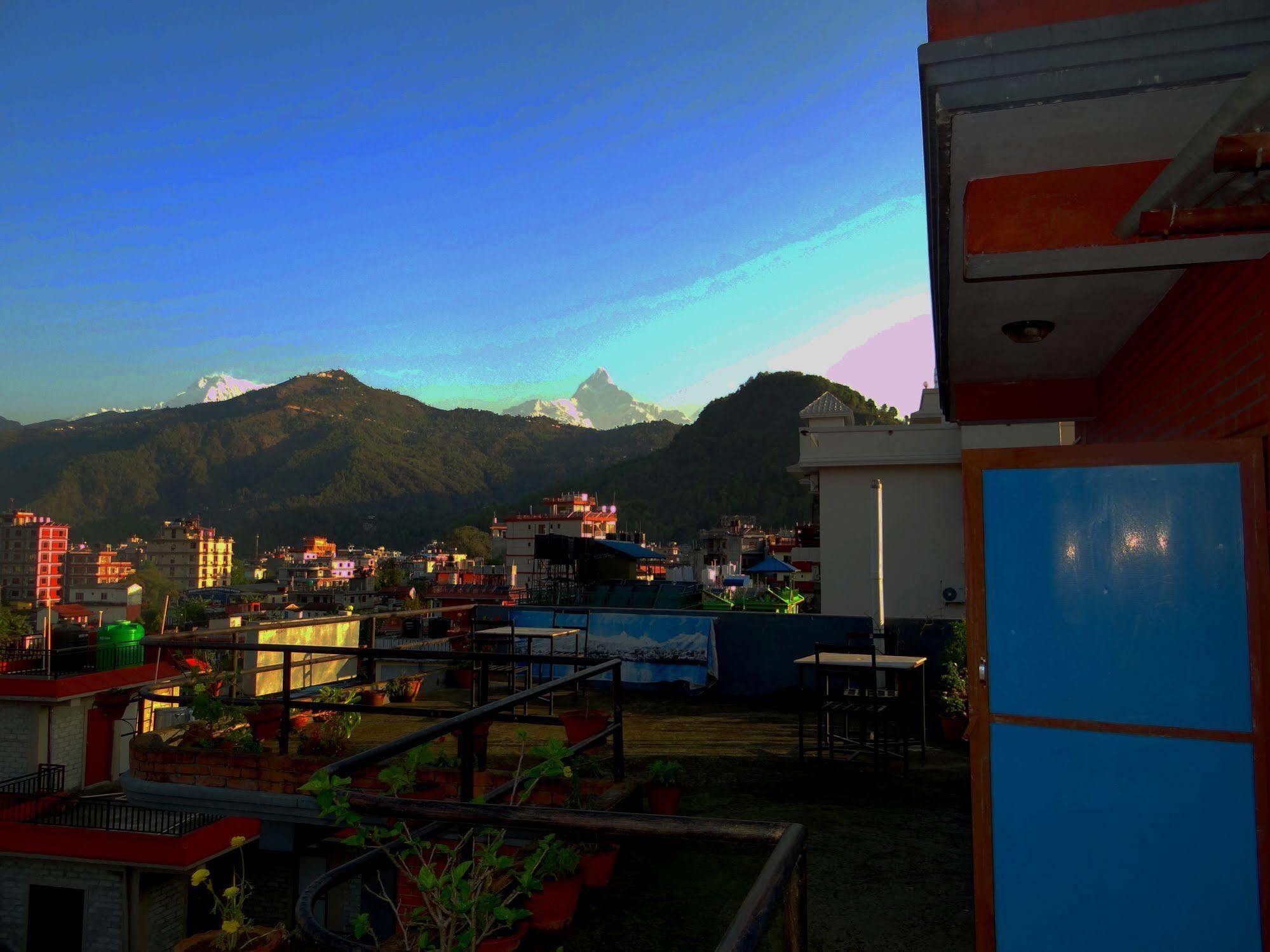 Hotel Hakoniwa Pokhara Exterior foto