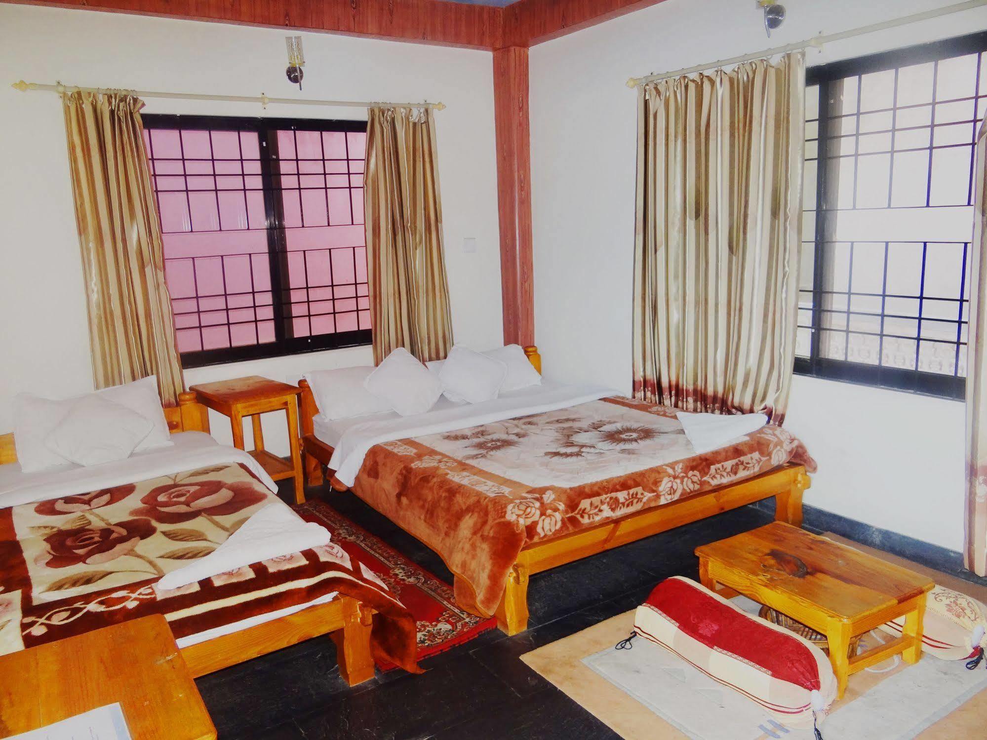 Hotel Hakoniwa Pokhara Exterior foto